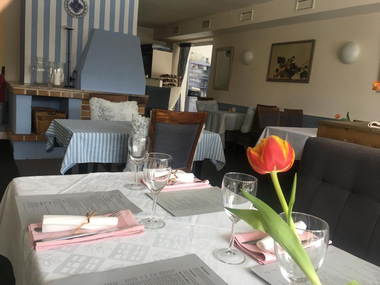 Pension A Restaurace Filip II Marianske Lazne Exterior photo
